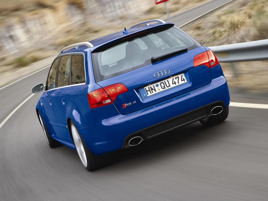  Audi RS4 Avant (B7, 8E) 2006 года  (WW) (фото 26 из 49)
